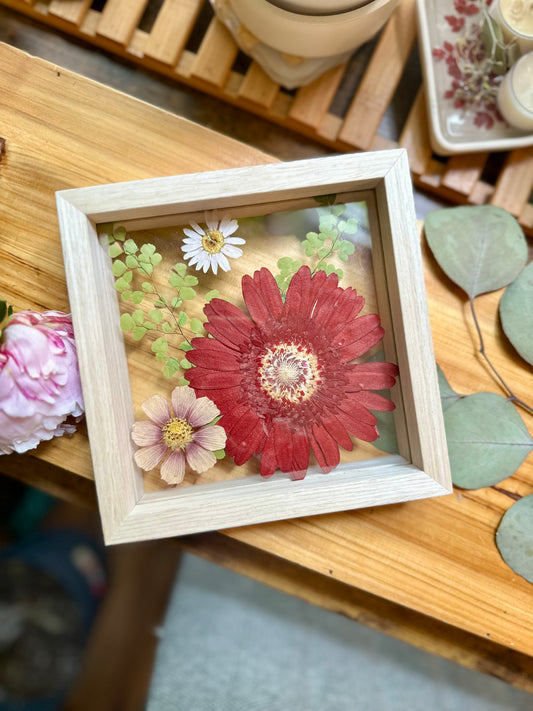 WOOD Pressed Floral Hangings